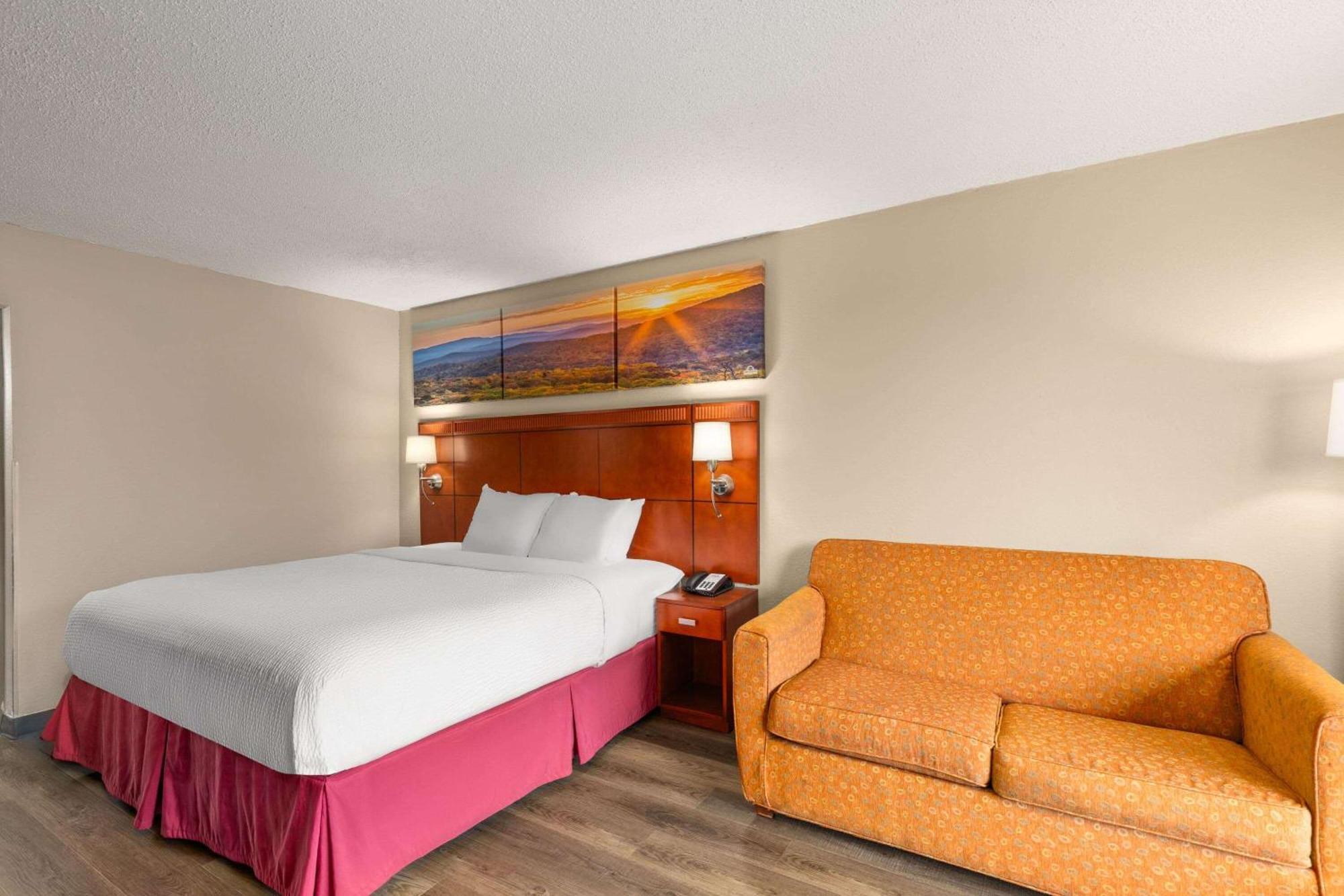 Days Inn By Wyndham Knoxville East Exteriér fotografie